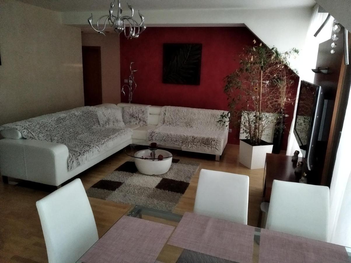 Oldtown Apartment Трнава Экстерьер фото